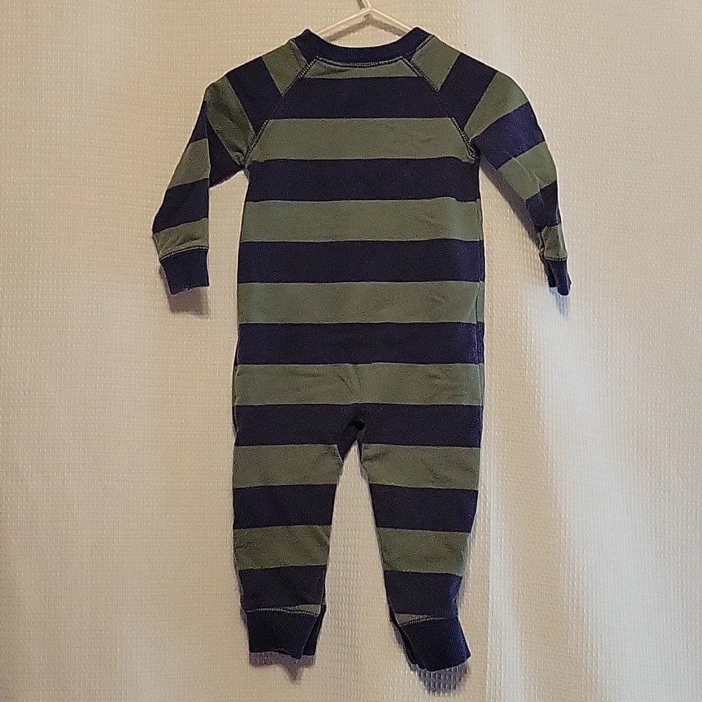 Carter's Hunk Outfit